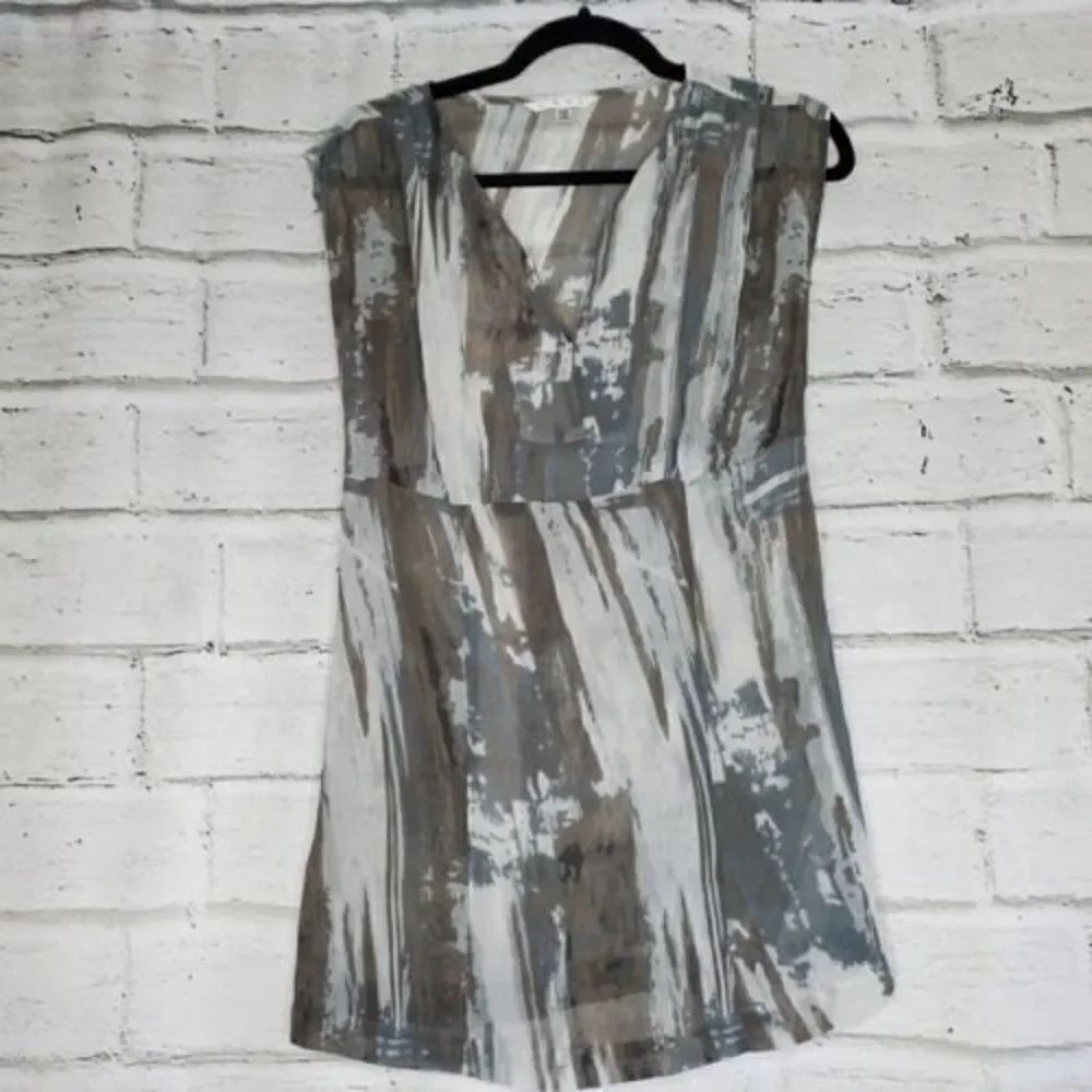 Cabi Womens Short Sleeve XS Top Multicolor Semi Sheer Top #651 Painted  Tunic